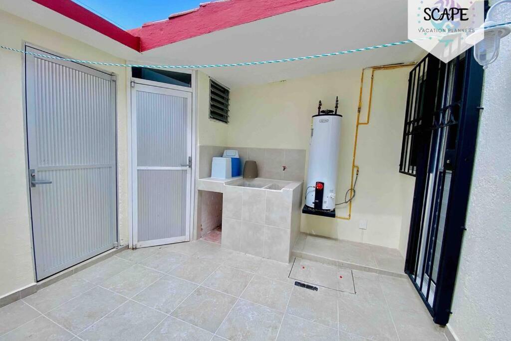 Amplia Y Calida Casa Cerca De Plaza Las Americas Villa Cancun Exterior photo